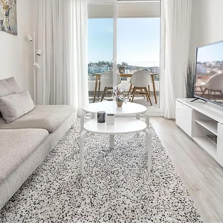 Jg- Modern In Nueva Andalucia アパート *