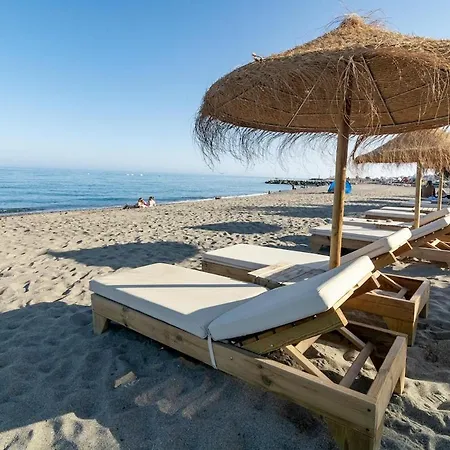 Jg- Modern In Nueva Andalucia アパート *